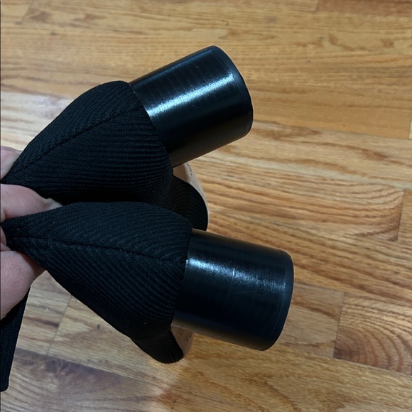 Vince Tasha Round Toe Mid Heel Stretch Knit Sock Boots Black Size 7 - Picture 7 of 12